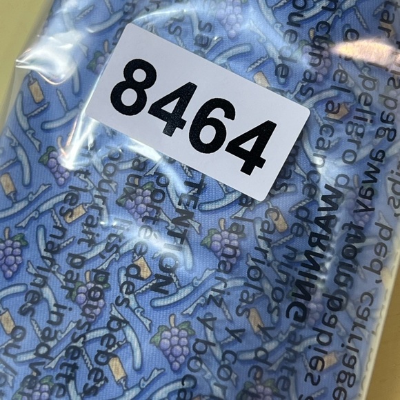 Vineyard Vines Blue and Purple Grape and Wine Napa Valley Patterned Silk Tie - Picture 6 of 8